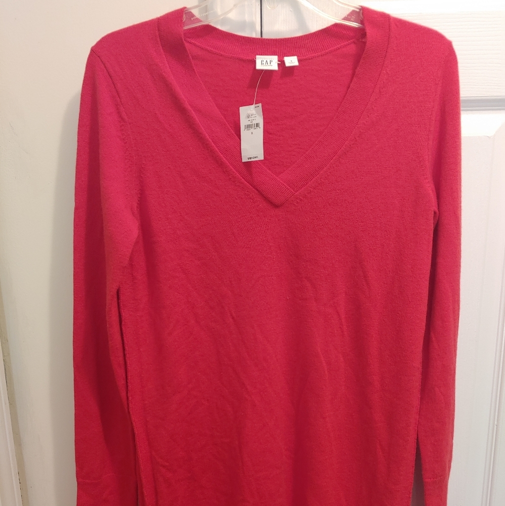 Gap Women's Red Pullover Maternity Sweater